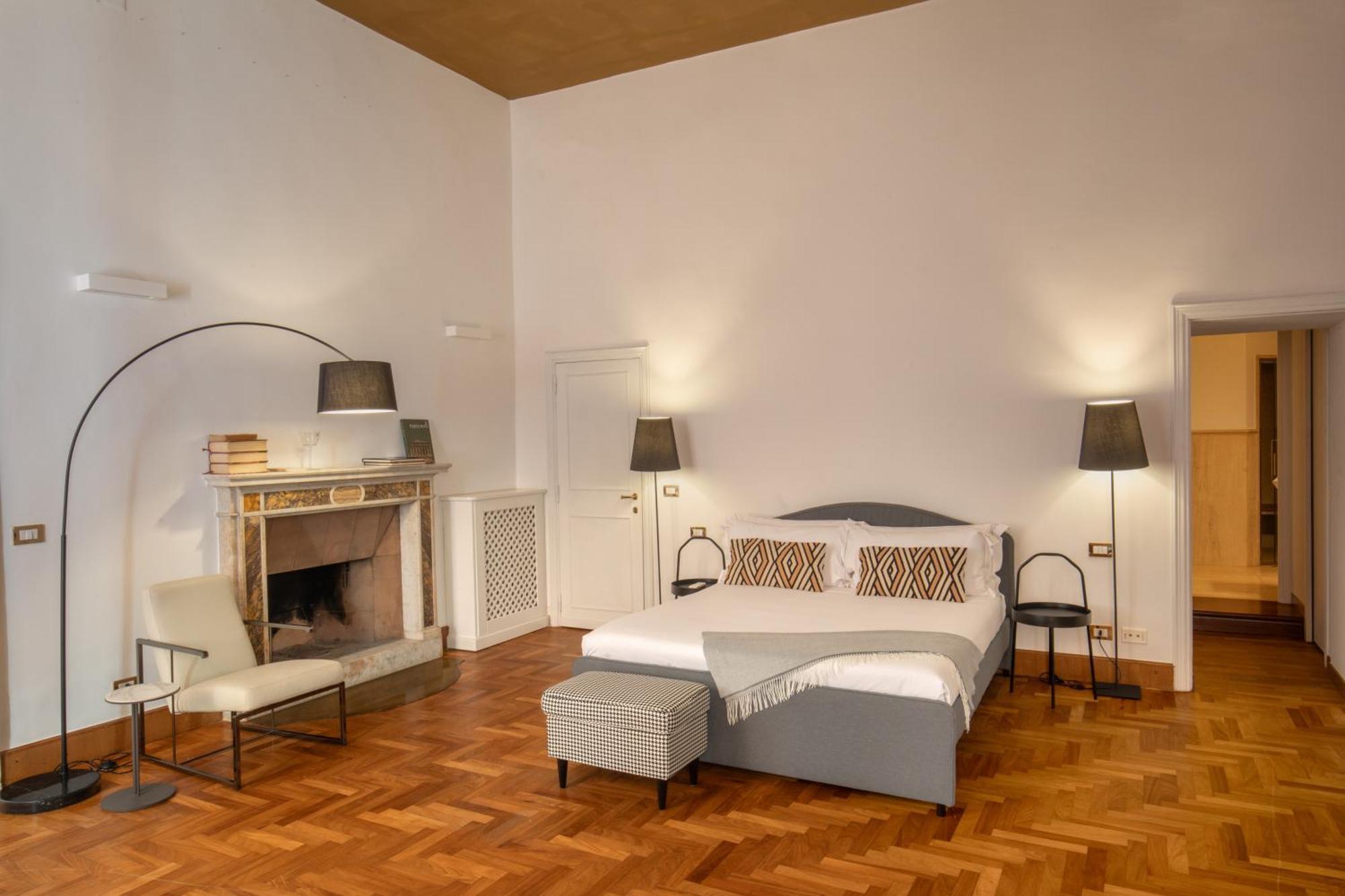 Vite - By Naman Hotellerie Roma